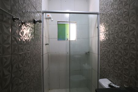 Banheiro de kitnet/studio para alugar com 1 quarto, 30m² em São Paulo, Belo Horizonte