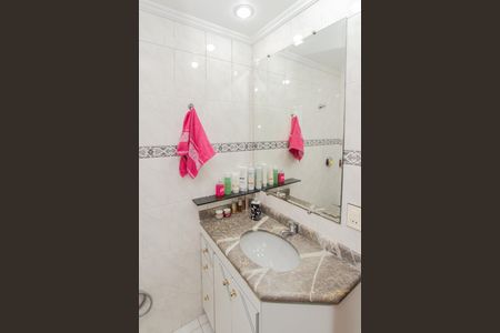 Apartamento à venda com 76m², 3 quartos e 1 vaga Apartamento à venda com 76m², 3 quartos e 1 vagaBanheiro