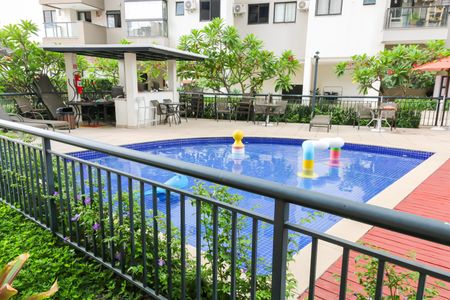 Apartamento para alugar com 72m², 3 quartos e 1 vagaÁrea comum - Piscina