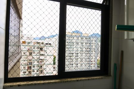 Apartamento para alugar com 72m², 3 quartos e 1 vagaÁrea de Serviço