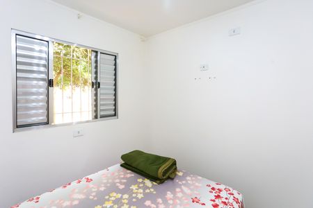 quarto 1 de apartamento à venda com 2 quartos, 48m² em Parque Pinheiros, Taboão da Serra