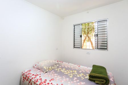 quarto 1 de apartamento à venda com 2 quartos, 48m² em Parque Pinheiros, Taboão da Serra