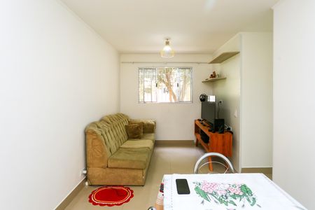 Sala  de apartamento à venda com 2 quartos, 48m² em Parque Pinheiros, Taboão da Serra