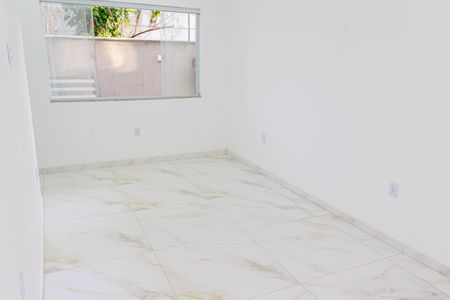 Casa de condomínio para alugar com 102m², 2 quartos e 1 vagaSala