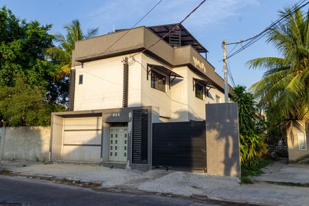 Casa de condomínio para alugar com 102m², 2 quartos e 1 vagaFachada