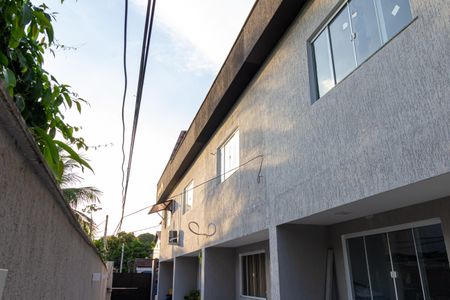 Casa de condomínio para alugar com 102m², 2 quartos e 1 vagaFachada