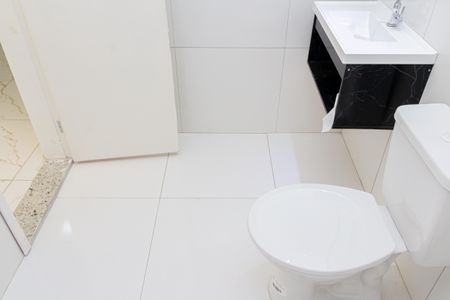 Casa de condomínio para alugar com 102m², 2 quartos e 1 vagaBanheiro 1