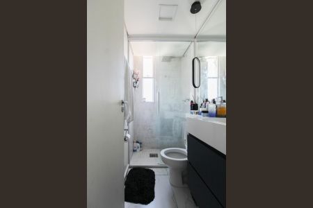 Apartamento à venda com 60m², 2 quartos e 1 vaga Apartamento à venda com 60m², 2 quartos e 1 vagaBanheiro da Suíte