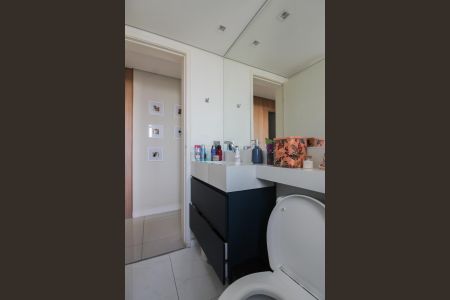 Apartamento à venda com 60m², 2 quartos e 1 vaga Apartamento à venda com 60m², 2 quartos e 1 vagaBanheiro Social