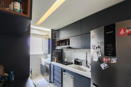 Apartamento à venda com 60m², 2 quartos e 1 vaga Apartamento à venda com 60m², 2 quartos e 1 vagaCozinha e Área de Serviço