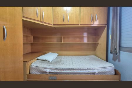 Apartamento para alugar com 68m², 3 quartos e 1 vagaQuarto 2