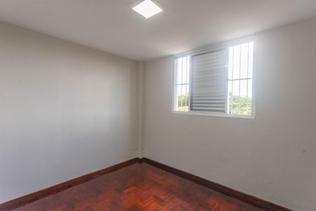 Quarto 2  de apartamento para alugar com 2 quartos, 55m² em Jardim Prudência, Diadema