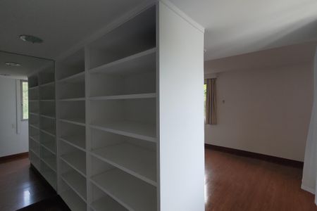 Apartamento à venda com 95m², 3 quartos e 1 vagaCloset da suíte
