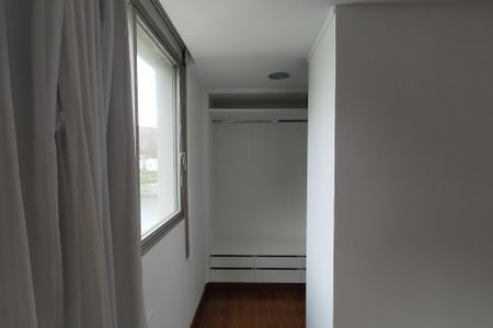 Apartamento à venda com 95m², 3 quartos e 1 vagaCloset da suíte