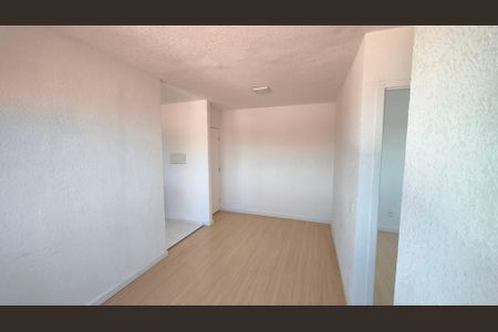 Sala de apartamento para alugar com 2 quartos, 45m² em Vila da Paz, São Paulo