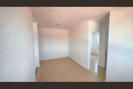 Sala de apartamento para alugar com 2 quartos, 45m² em Vila da Paz, São Paulo