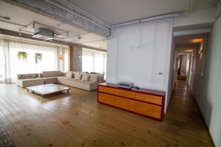 Apartamento para alugar com 233m², 3 quartos e 4 vagasSala 2