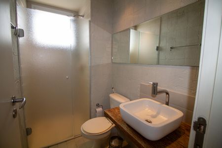 Apartamento para alugar com 233m², 3 quartos e 4 vagasBanheiro da Suíte 2 - Senhor