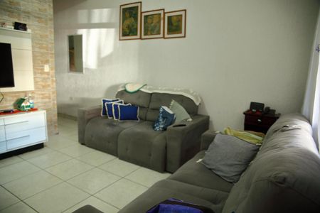 Casa à venda com 3 quartos, 100m² em Alvarenga, São Bernardo do Campo