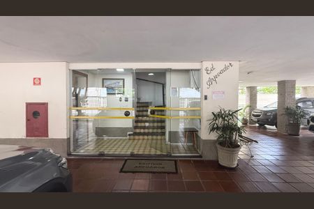 Apartamento para alugar com 80m², 2 quartos e 1 vagaFachada