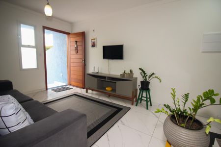 Sala de casa à venda com 2 quartos, 93m² em Guarujá, Porto Alegre