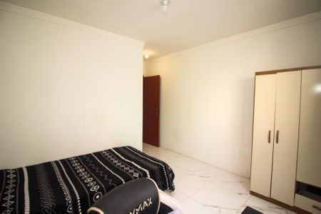 Casa à venda com 93m², 2 quartos e 2 vagasSuíte 2