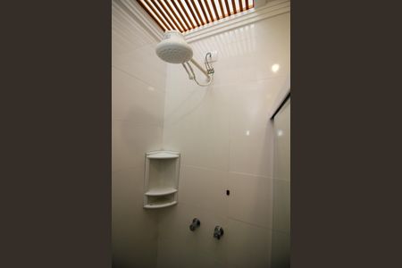 Casa à venda com 93m², 2 quartos e 2 vagasBanheiro da Suíte 2