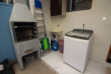 Casa à venda com 93m², 2 quartos e 2 vagasÁrea de Serviço