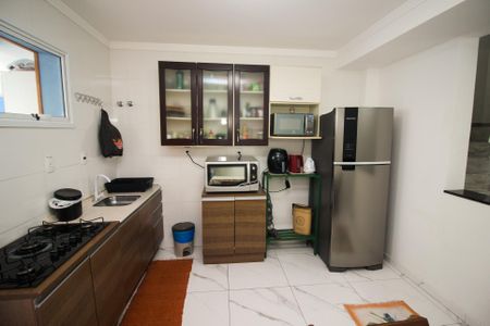 Casa à venda com 93m², 2 quartos e 2 vagasCozinha