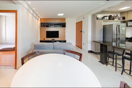 Apartamento para alugar com 60m², 2 quartos e 2 vagas Apartamento para alugar com 60m², 2 quartos e 2 vagasSala