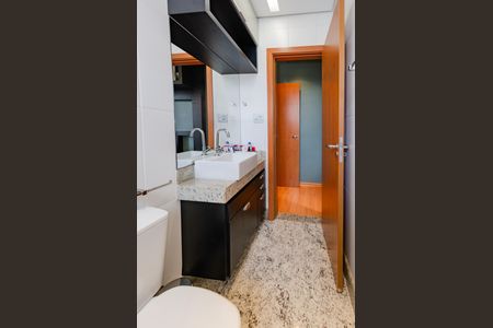 Apartamento para alugar com 60m², 2 quartos e 2 vagas Apartamento para alugar com 60m², 2 quartos e 2 vagasBanheiro suíte 2