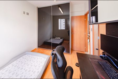 Apartamento para alugar com 60m², 2 quartos e 2 vagas Apartamento para alugar com 60m², 2 quartos e 2 vagasSuíte 1