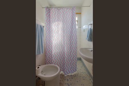 Banheiro de apartamento à venda com 1 quarto, 43m² em Liberdade, São Paulo