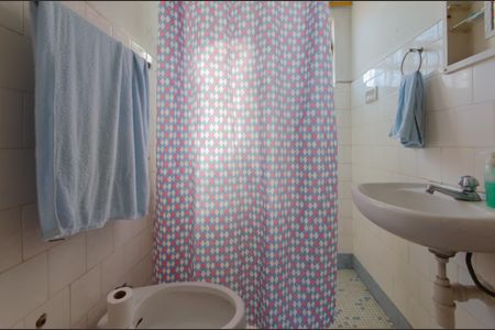 Banheiro de apartamento à venda com 1 quarto, 43m² em Liberdade, São Paulo