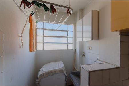 Apartamento à venda com 43m², 1 quarto e sem vagaCozinha e Área de Serviço