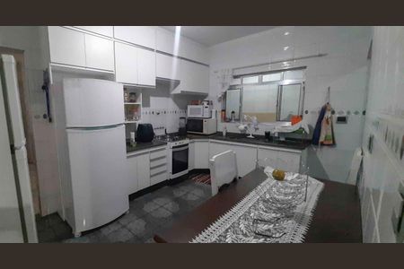 Casa à venda com 125m², 2 quartos e 2 vagasCozinha