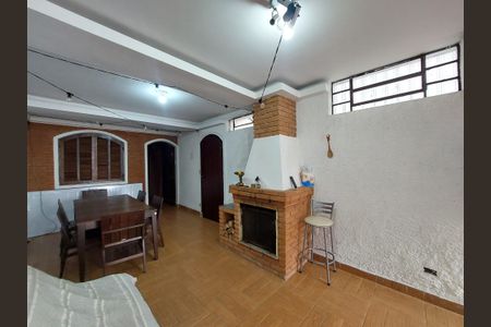 Casa para alugar com 290m², 3 quartos e 2 vagasSalão de Festas