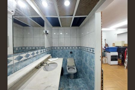 Casa para alugar com 290m², 3 quartos e 2 vagasBanheiro no Salão de Festas