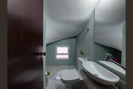 Casa para alugar com 290m², 3 quartos e 2 vagasLavabo