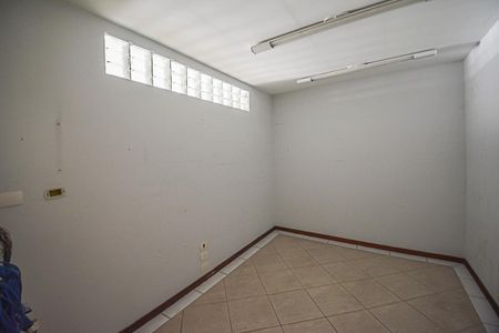 Casa à venda com 200m², 2 quartos e 5 vagasCasa 2