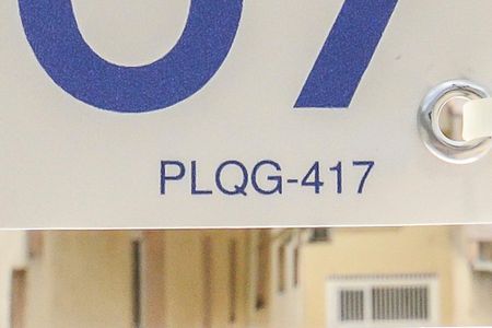 Casa à venda com 200m², 2 quartos e 5 vagasPlaca na Fachada - PLQG-417 - 08/01/2026