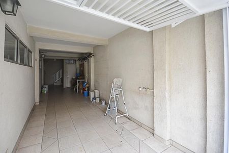 Casa à venda com 200m², 2 quartos e 5 vagasGaragem