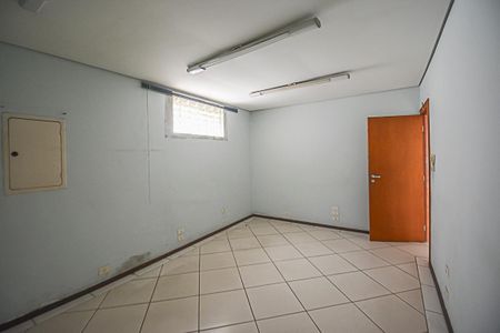 Casa à venda com 200m², 2 quartos e 5 vagasCasa 2