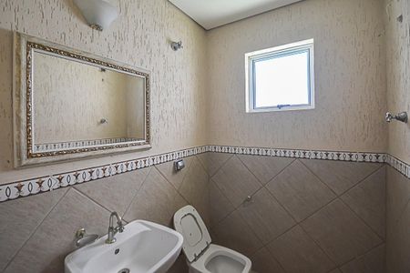 Casa à venda com 200m², 2 quartos e 5 vagasCasa 2