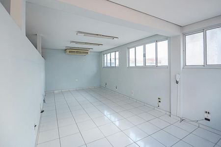 Casa à venda com 200m², 2 quartos e 5 vagasCasa 2