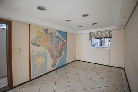 Casa à venda com 200m², 2 quartos e 5 vagasCasa 2