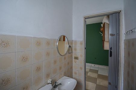 Casa à venda com 200m², 2 quartos e 5 vagasBanheiro de serviço