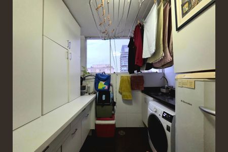 Apartamento à venda com 210m², 2 quartos e 1 vagaÁrea de Serviço