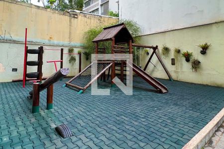 Apartamento à venda com 210m², 2 quartos e 1 vagaÁrea comum - Playground