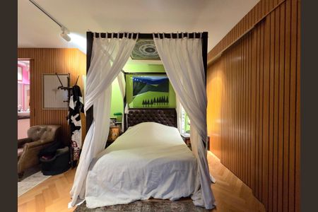 Apartamento à venda com 210m², 2 quartos e 1 vagaSuíte